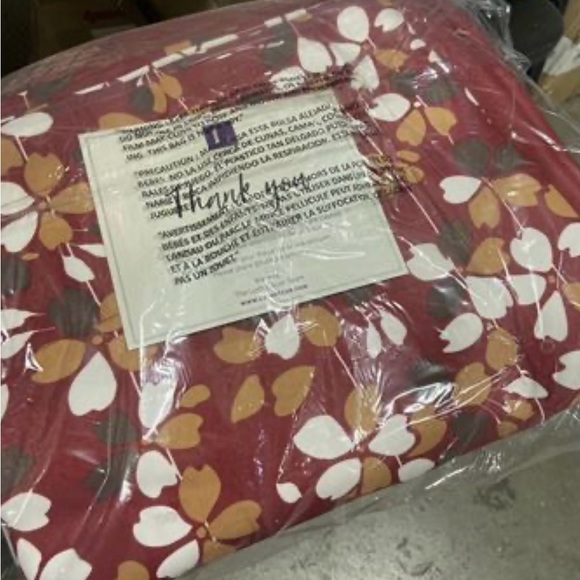 Lush Decor Weeping Flowers Room Darkening Curtain Panel Pair - Picture 6 of 9